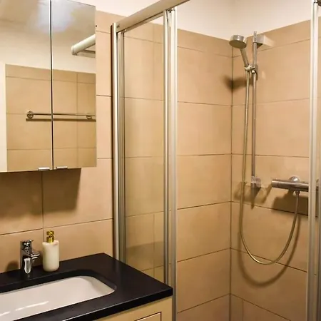 Brand-new, W/ Views Lägenhet Bad Gastein