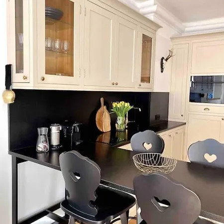 Apartment Brand-new, W/ Views